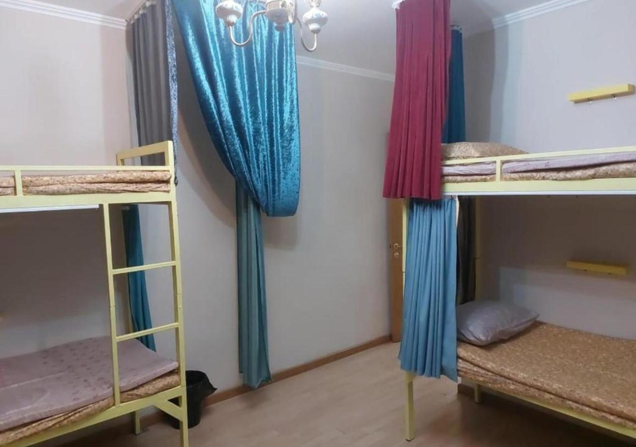 Room Hostel Dostyk Almatý Exterior foto