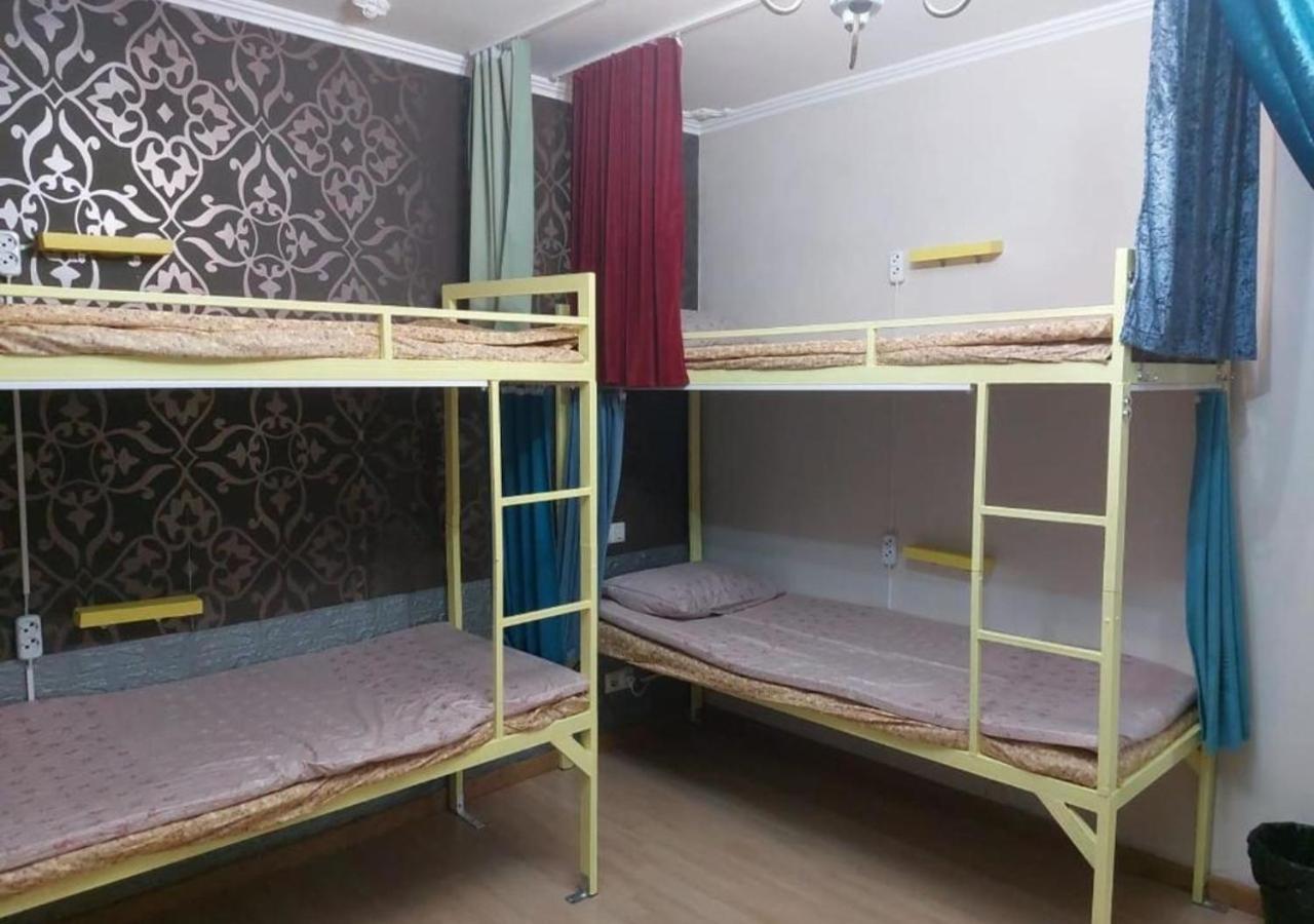 Room Hostel Dostyk Almatý Exterior foto