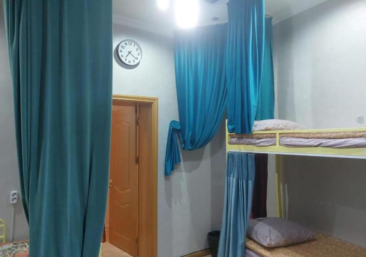 Room Hostel Dostyk Almatý Exterior foto