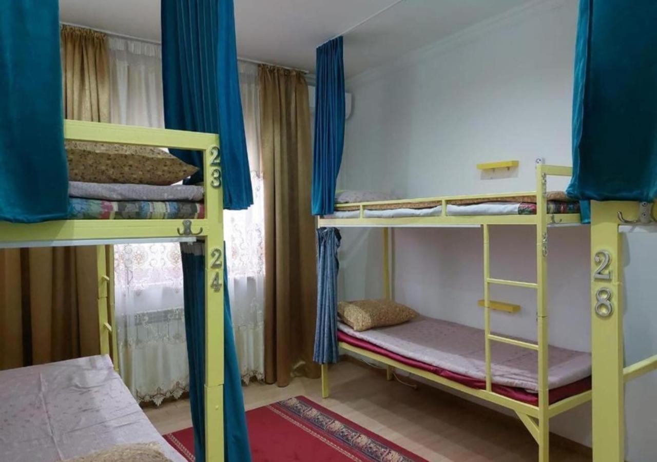 Room Hostel Dostyk Almatý Exterior foto